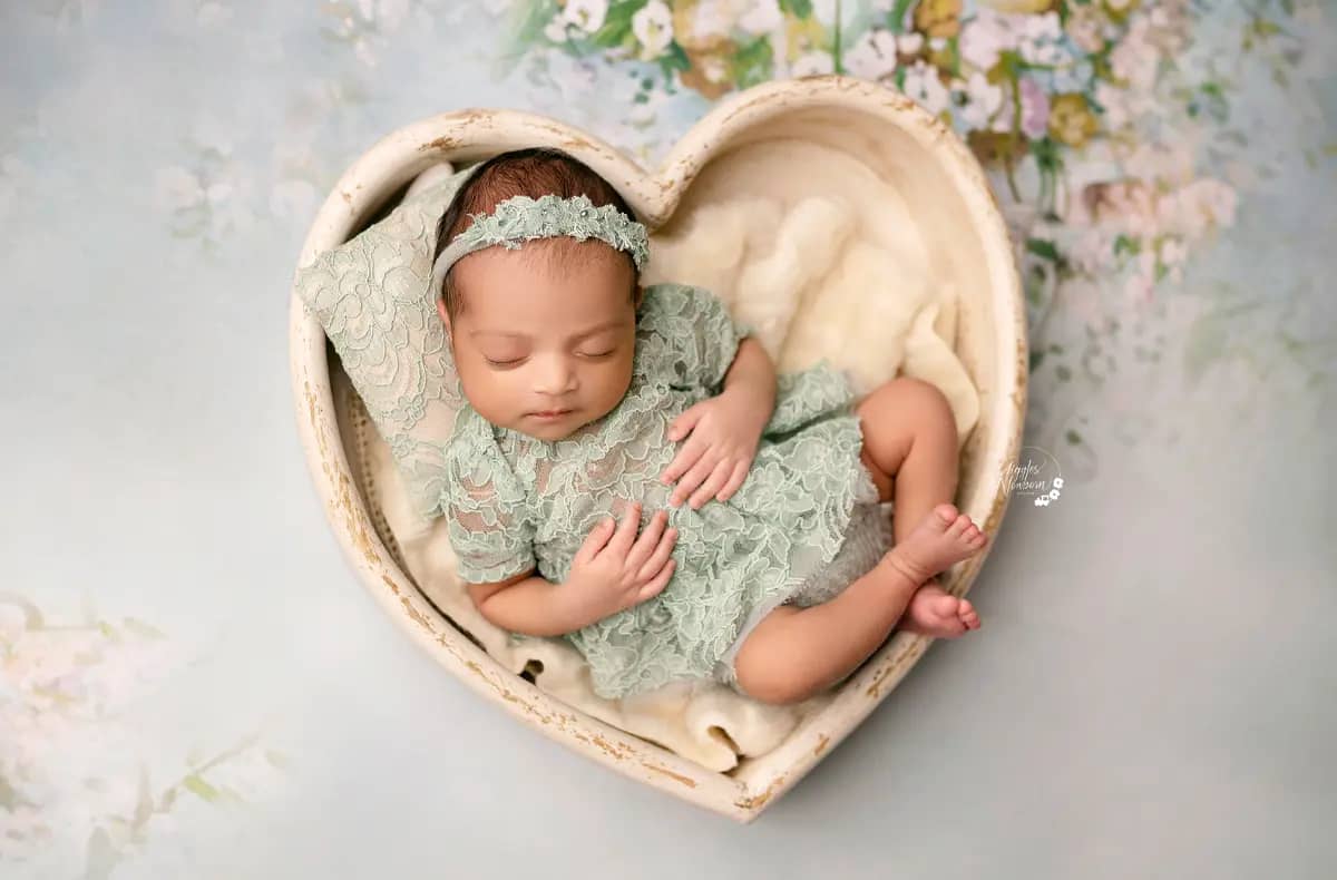 Newborn-photoshoot-milton-0317